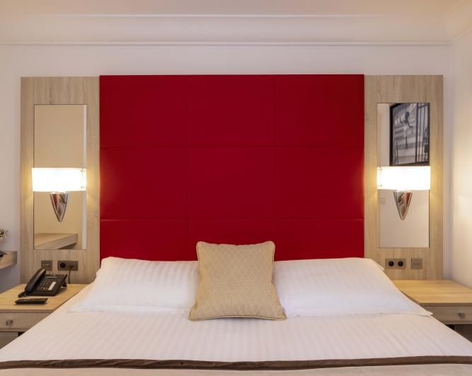 HOTEL DE CASTIGLIONE ****