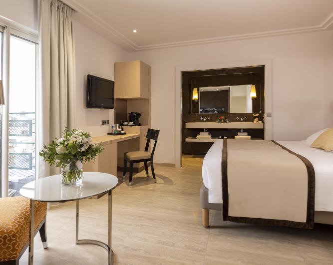 HOTEL DE CASTIGLIONE ****